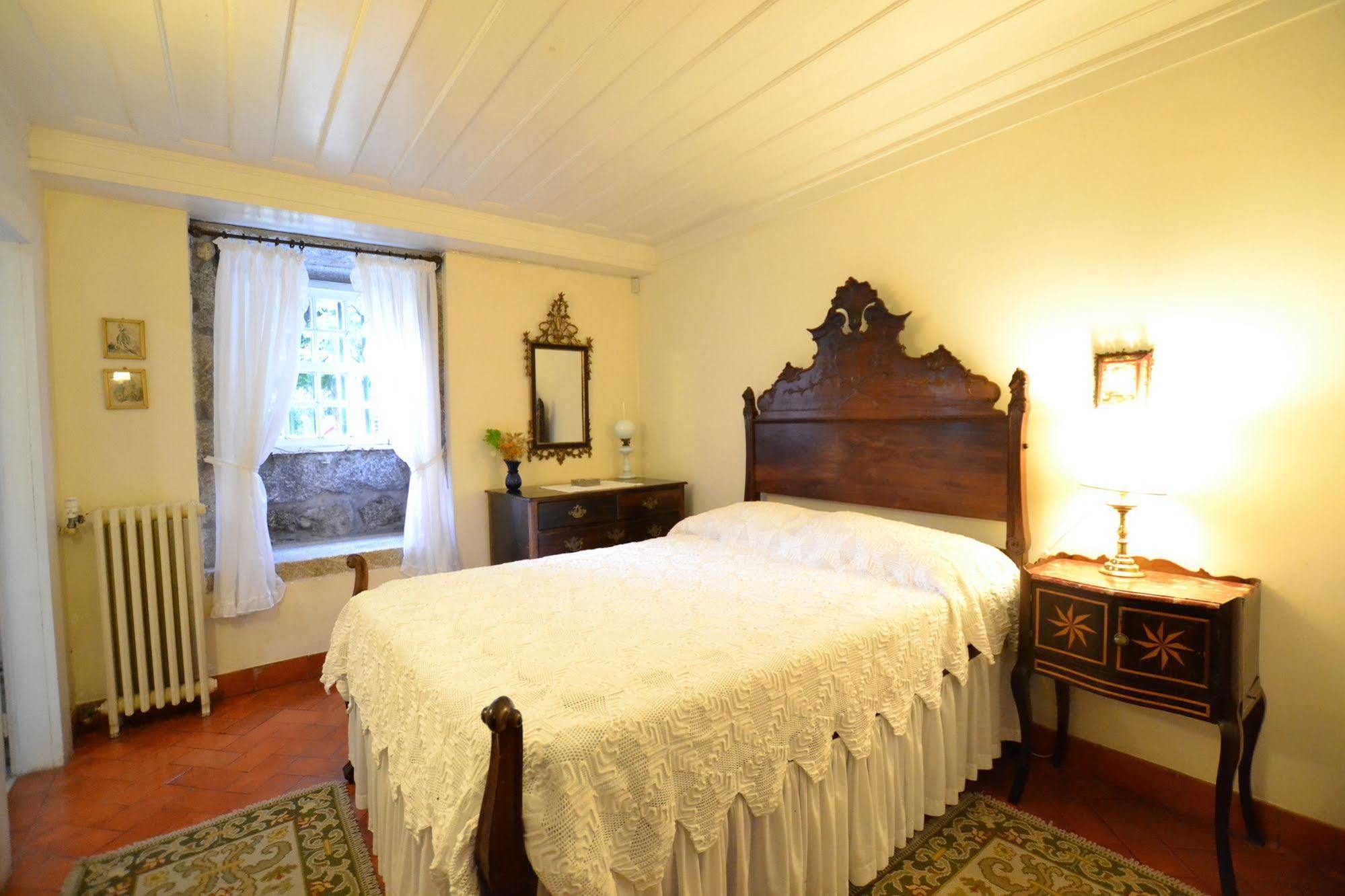 Casa Das Paredes Фафе Екстериор снимка