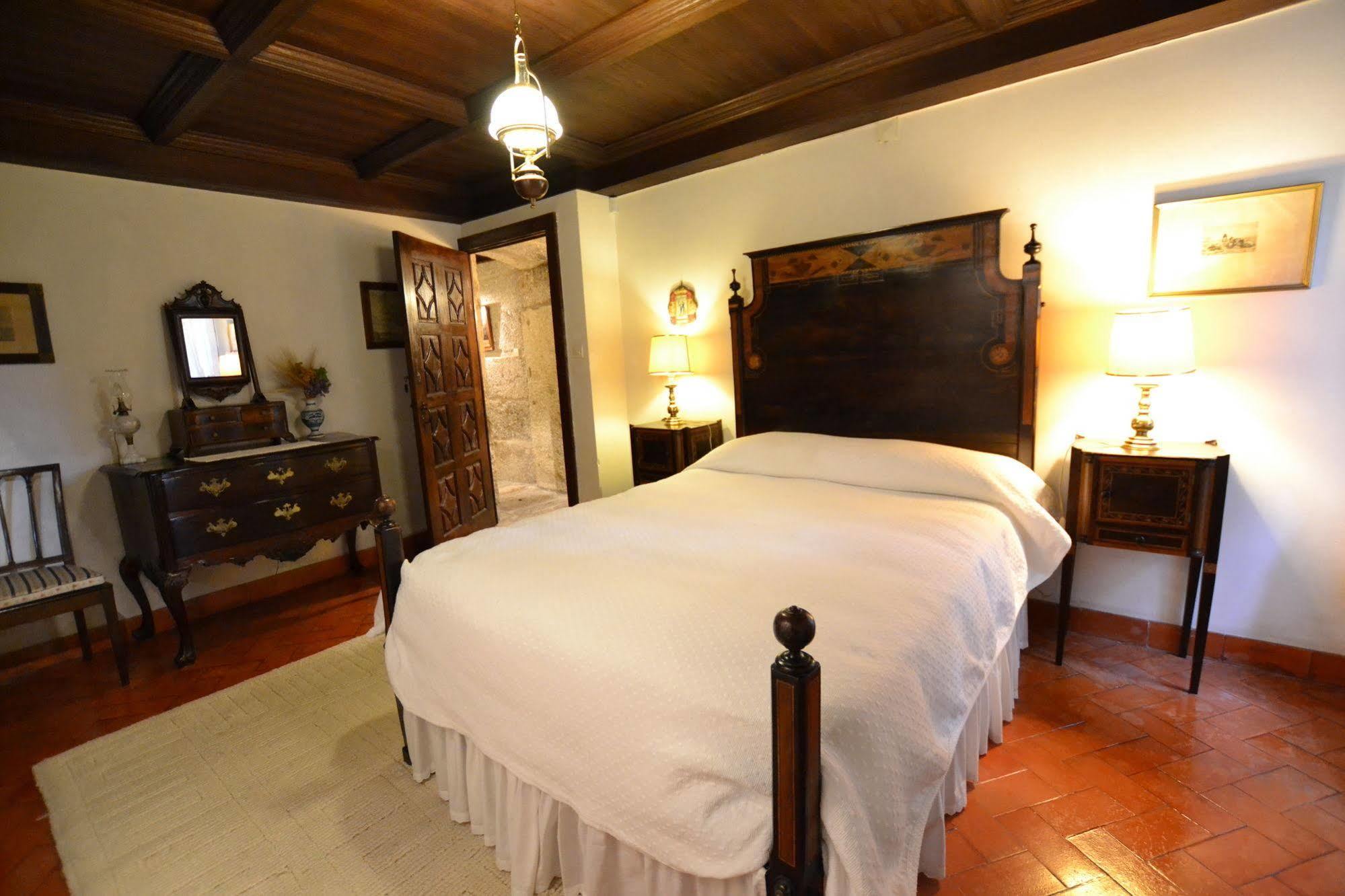 Casa Das Paredes Фафе Екстериор снимка
