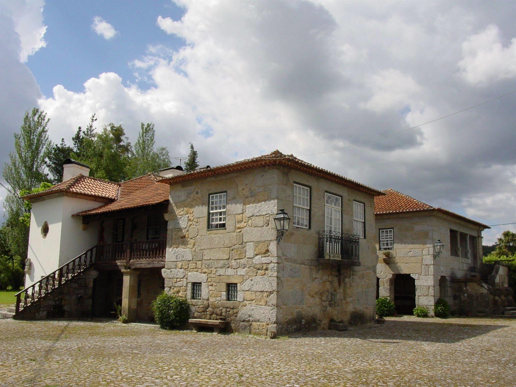 Casa Das Paredes Фафе Екстериор снимка